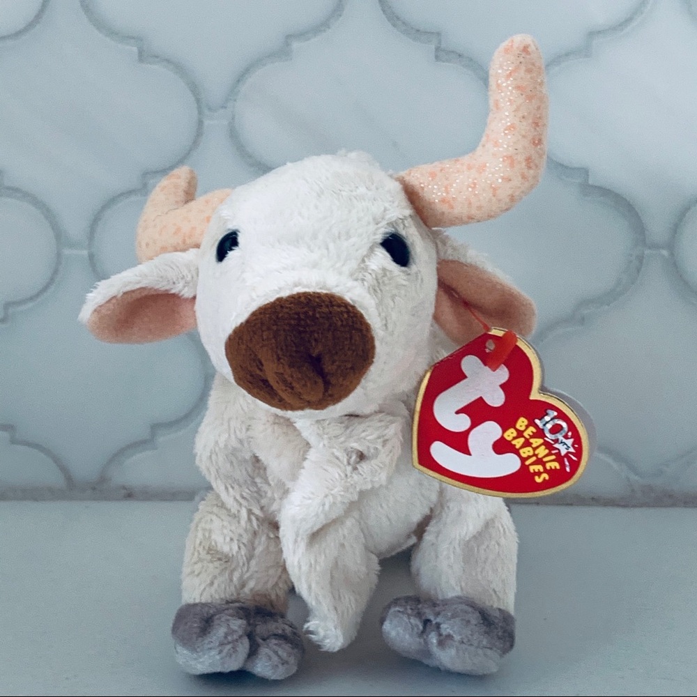 Ty Beanie Babies Frosty the Bull 2002 NWT